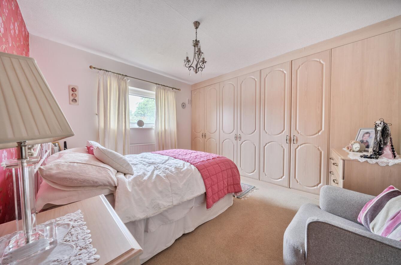 Cherry Grove, Derwen Fawr, Swansea, SA2 8AX